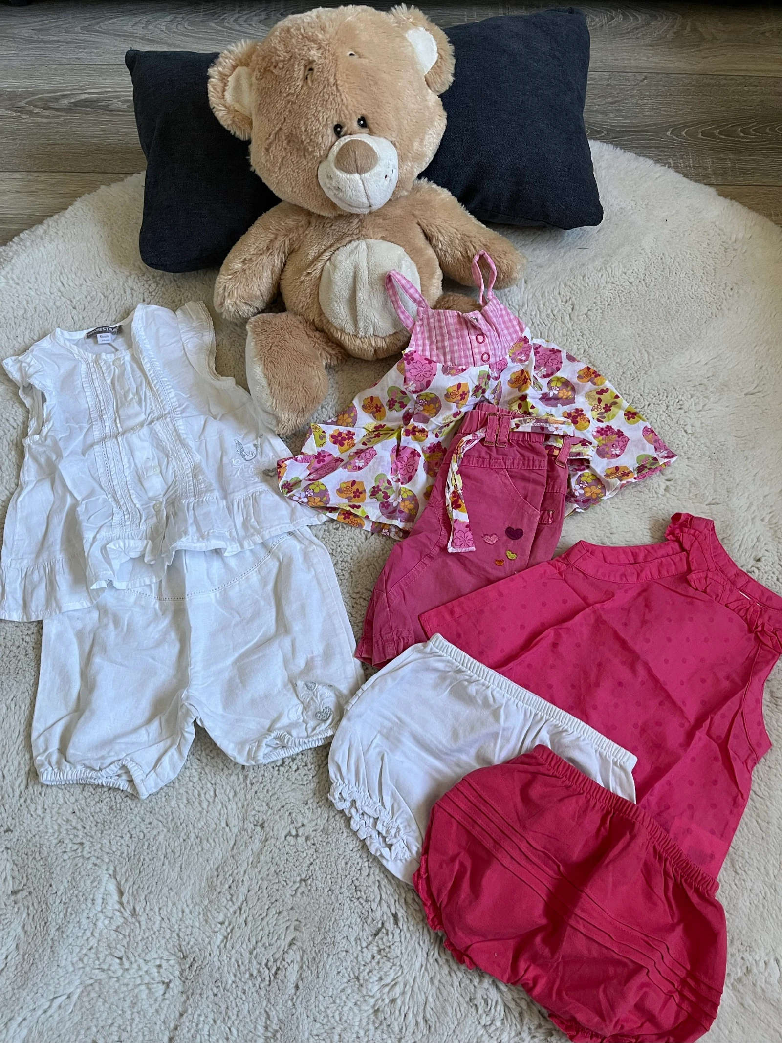 Lot ensembles bébé fille 6 mois
